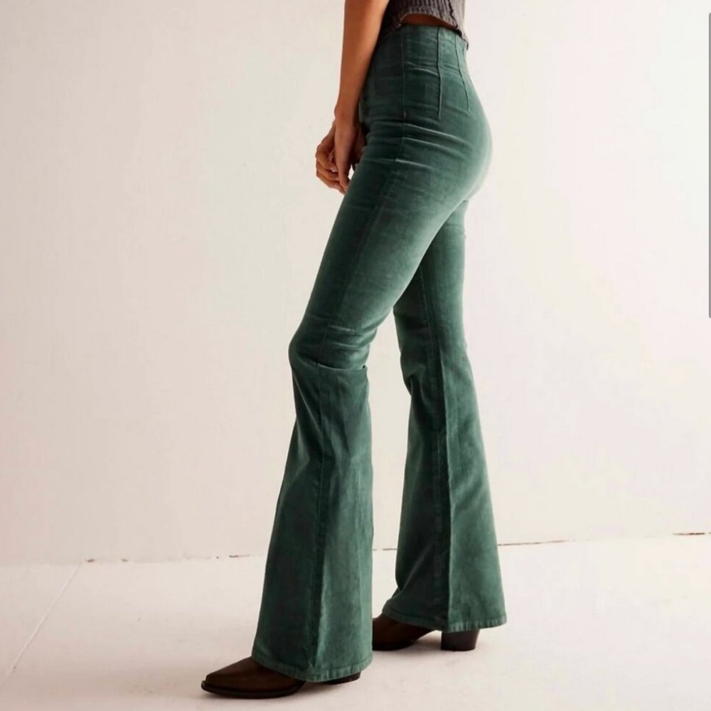 NWT Free People Jayde Green Corduroy Pants - Picture 2 of 3